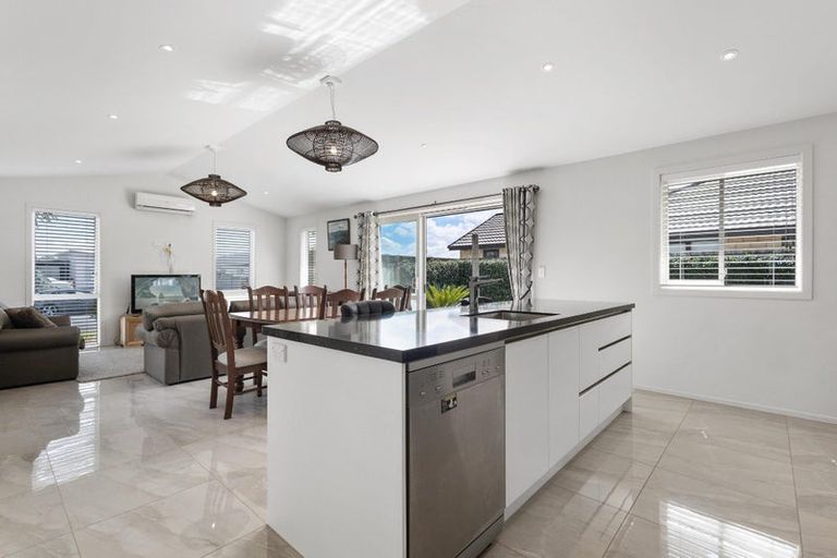 Photo of property in 16 O'sullivan Drive, Matamata, 3400