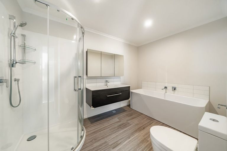 Photo of property in 48 Pateke Drive, Kenepuru, Porirua, 5022