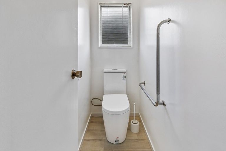 Photo of property in 103 Flat Bush Road, Clover Park, Auckland, 2023