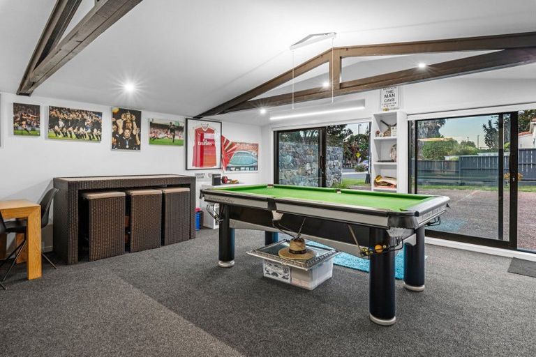 Photo of property in 305 Hibiscus Coast Highway, Orewa, 0931