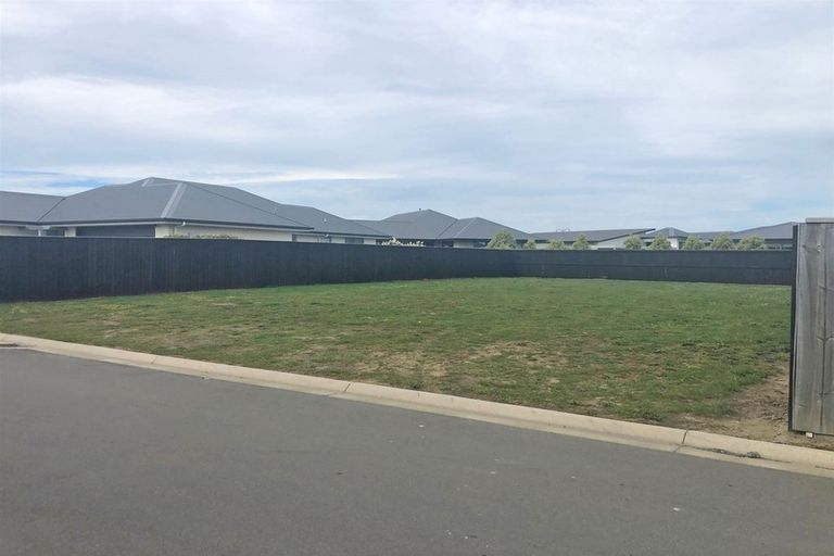 Photo of property in 5e Ballinger Place, Kaiapoi, Woodend, 7630