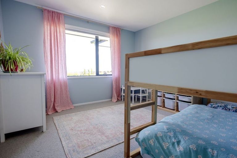 Photo of property in 12 Inanga Place, Ruatapu, 7883
