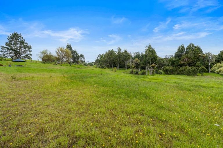 Photo of property in 817a Whakapirau Road, Whakapirau, 0583
