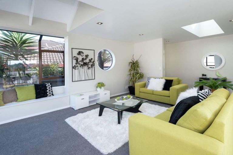Photo of property in 2/26 Simmental Crescent, Somerville, Auckland, 2014