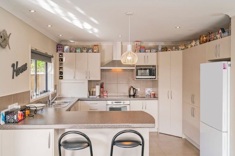 Photo of property in 18 Heritage Close, Whitianga, 3510