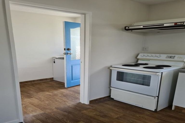 Photo of property in 1/565a Ferry Road, Woolston, Christchurch, 8023