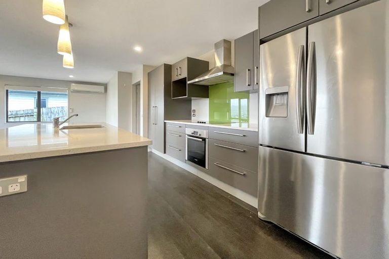 Photo of property in 40 Cresswell Place, Johnsonville, Wellington, 6037