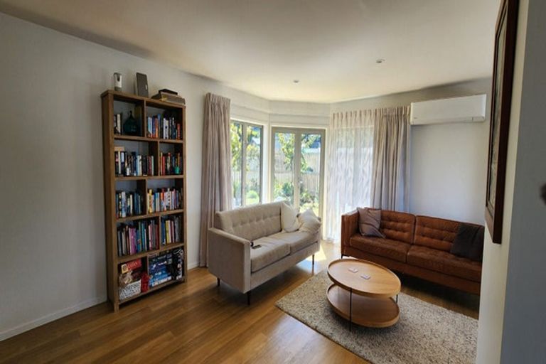 Photo of property in 9 Queen Street, Cambridge, 3434