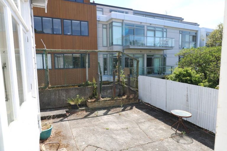 Photo of property in 4/14 Arlington Street, Mount Cook, Wellington, 6011