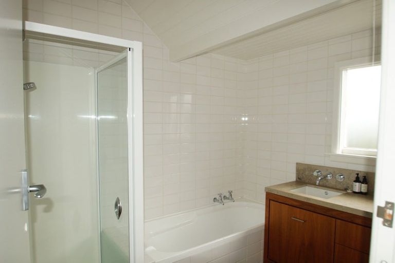 Photo of property in 127 Fendalton Road, Fendalton, Christchurch, 8014