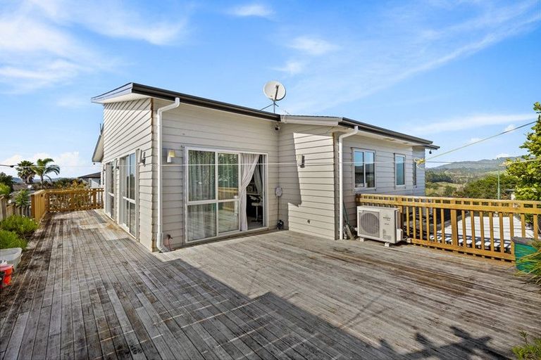 Photo of property in 75 San Valentino Drive, Henderson, Auckland, 0612