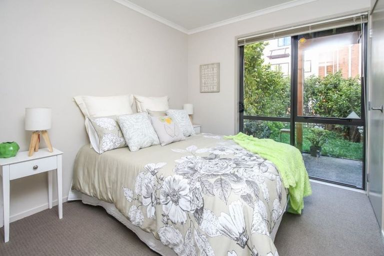 Photo of property in St Claire Village, 8/172 Mcleod Road, Te Atatu South, Auckland, 0610