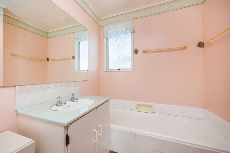 Photo of property in 38 Ruawai Road, Feilding, 4702