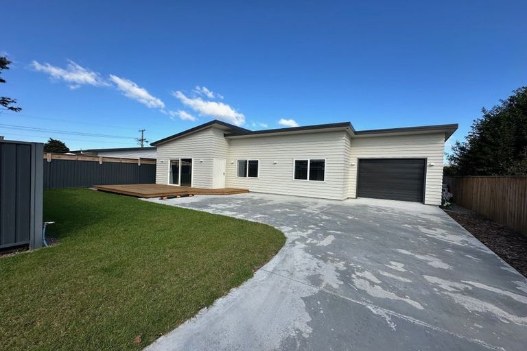 Photo of property in 19 Victoria Street, Carterton, 5713