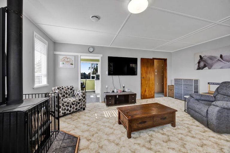 Photo of property in 36 High Street, Eltham, 4322