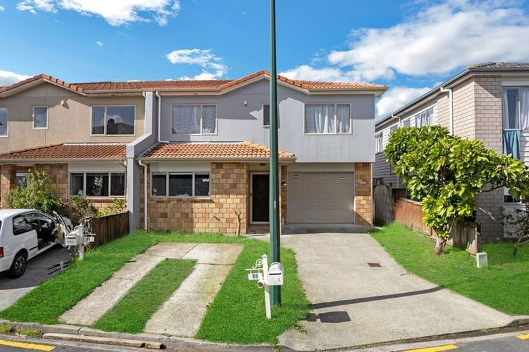 Photo of property in 13 Bushpark Place, Flat Bush, Auckland, 2016