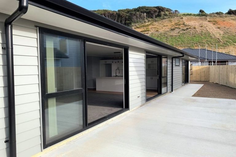 Photo of property in 12 Schooner Drive, Whitby, Porirua, 5024