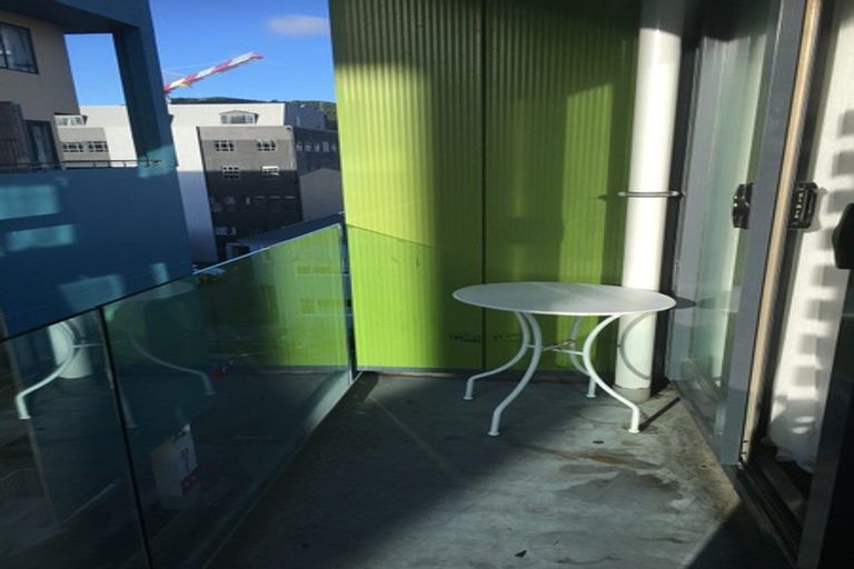 Photo of property in Dual Apartments, 108/142u Vivian Street, Te Aro, Wellington, 6011