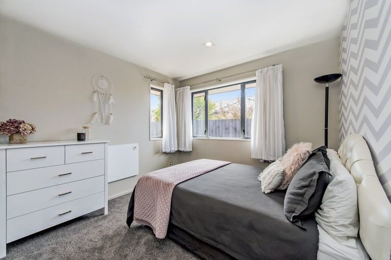 Photo of property in 2 Goldie Place, Rolleston, 7614