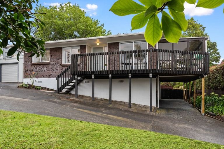 Photo of property in 1/41 Shanaway Rise, Hillcrest, Auckland, 0627