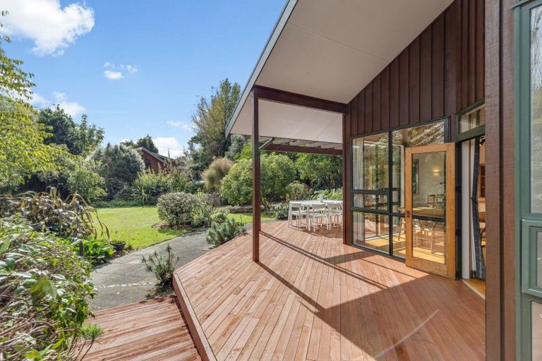 Photo of property in 14 Dillon Place, Hamilton East, Hamilton, 3216