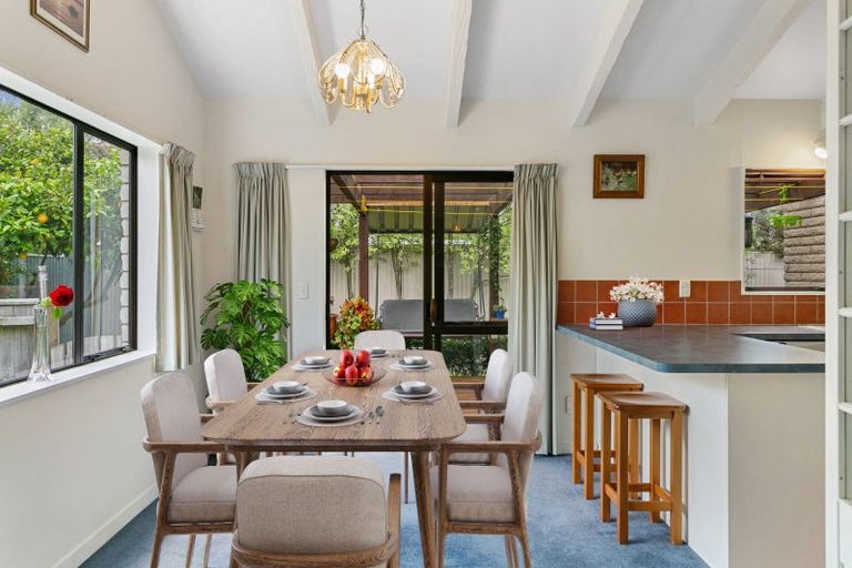 Photo of property in 12 Golders Place, Richmond Heights, Taupo, 3330
