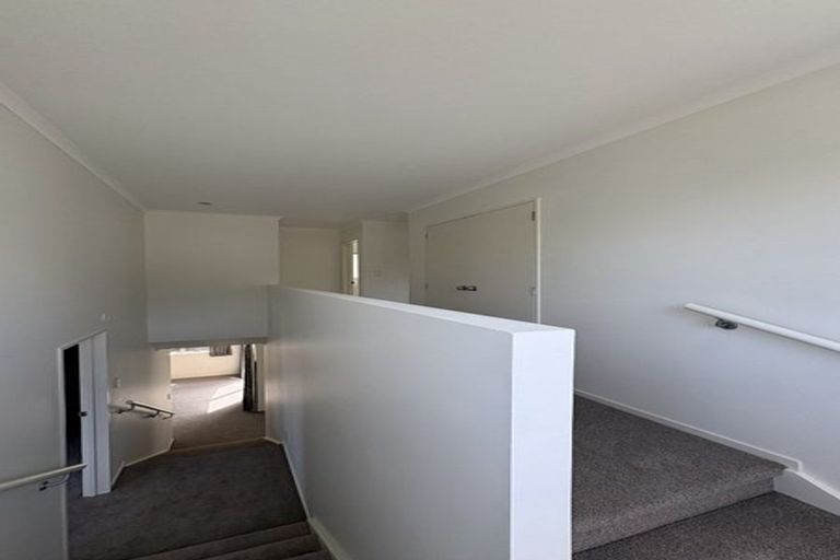 Photo of property in 3 Carol Lee Place, Albany Heights, Auckland, 0632