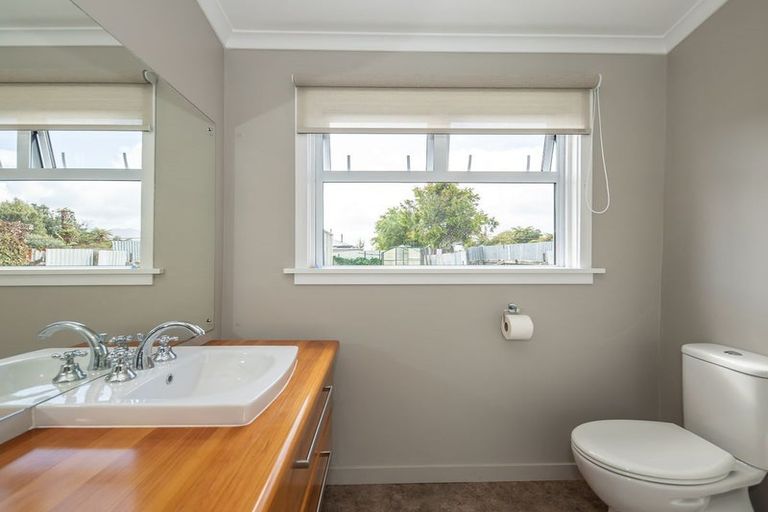 Photo of property in 169 Romilly Street, Westport, 7825