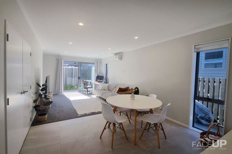 Photo of property in 1 Ko Tohu Place, Hobsonville, Auckland, 0616