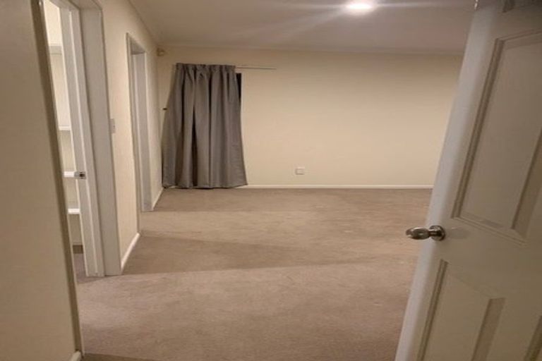 Photo of property in 163 Kilkenny Drive, East Tamaki Heights, Auckland, 2016