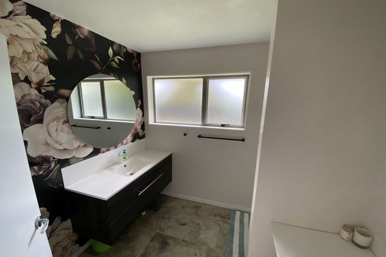 Photo of property in 10 Urella Place, Spreydon, Christchurch, 8024