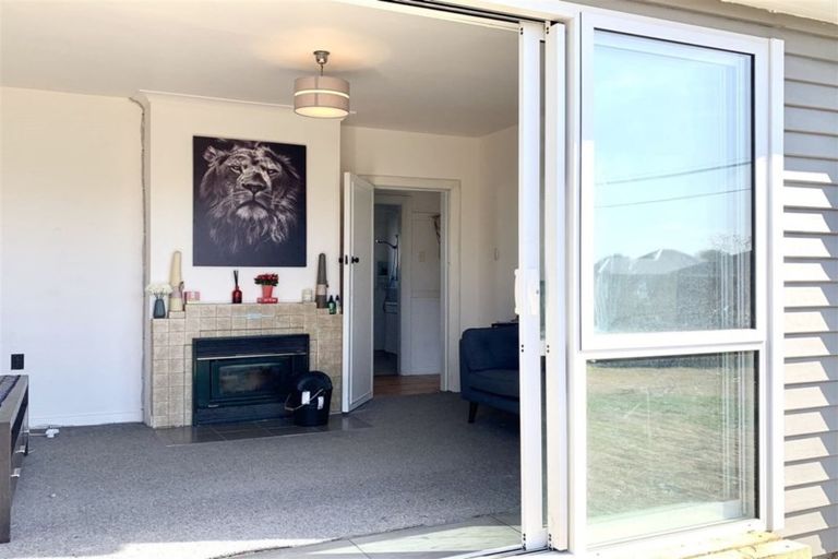 Photo of property in 17 Kearneys Road, Linwood, Christchurch, 8062