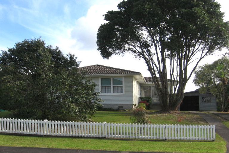 Photo of property in 13 Taioma Crescent, Te Atatu Peninsula, Auckland, 0610
