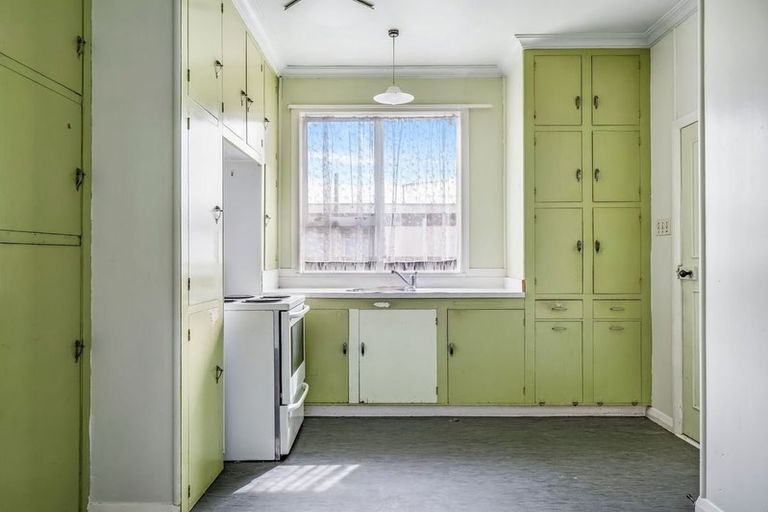 Photo of property in 9b Worcester Street, West End, Palmerston North, 4410