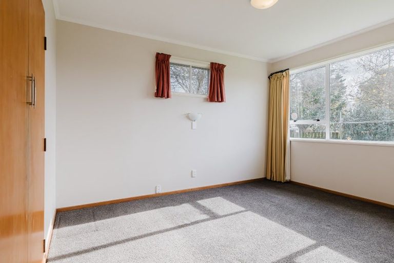 Photo of property in 5 Panako Place, Awapuni, Palmerston North, 4412