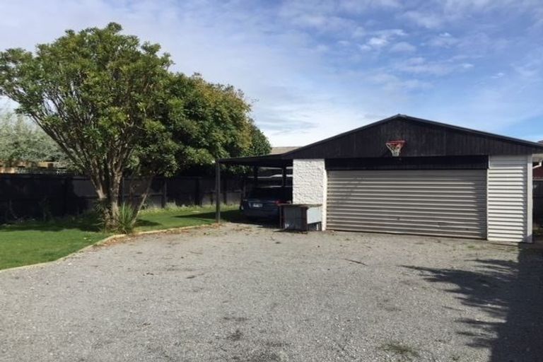 Photo of property in 46 Steadman Road, Broomfield, Christchurch, 8042