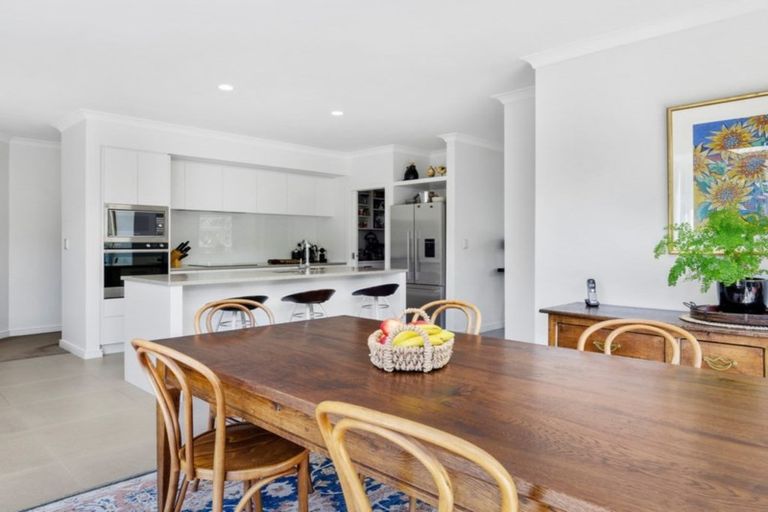 Photo of property in 5 Courtney Lane, Matakana, Warkworth, 0985