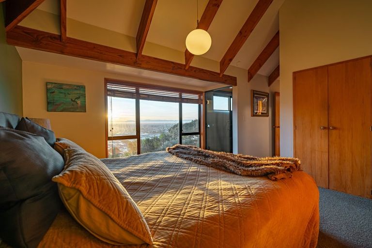 Photo of property in 245 Cannon Hill Crescent, Mount Pleasant, Christchurch, 8081