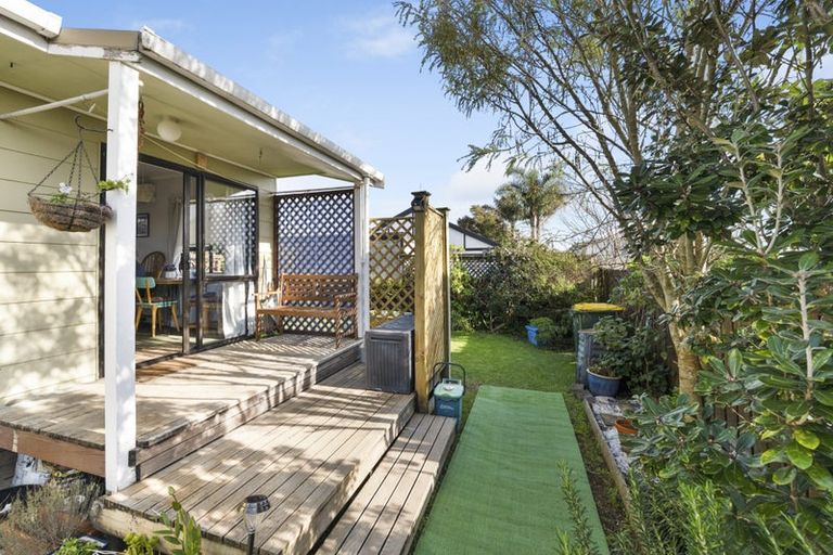 Photo of property in 1/7 Rawhiti Street, Vogeltown, New Plymouth, 4310
