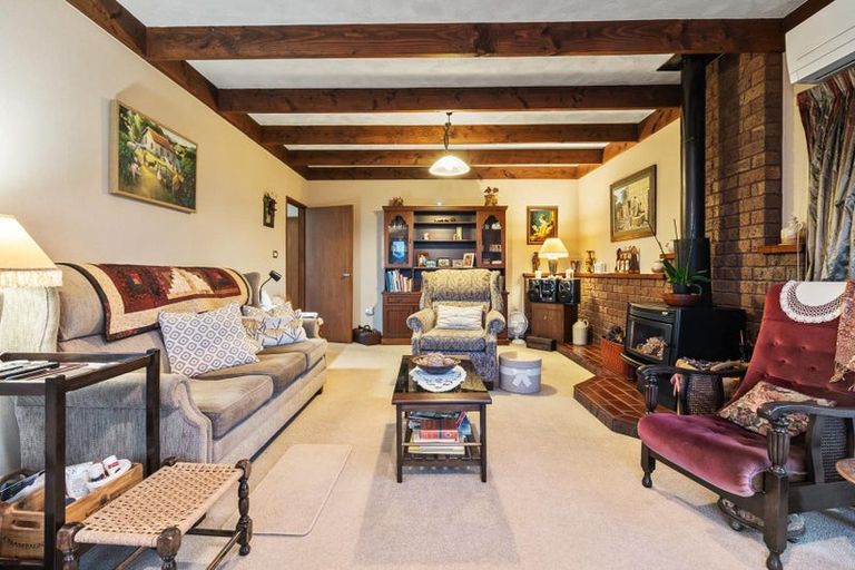 Photo of property in 22 Widmore Drive, Massey, Auckland, 0614