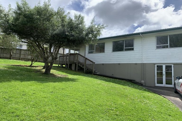 Photo of property in 30 Keegan Drive, Massey, Auckland, 0614