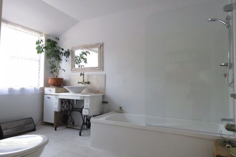 Photo of property in 7a Avon Street, South Hill, Oamaru, 9400