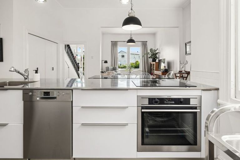 Photo of property in 8 Battery Road, Ahuriri, Napier, 4110