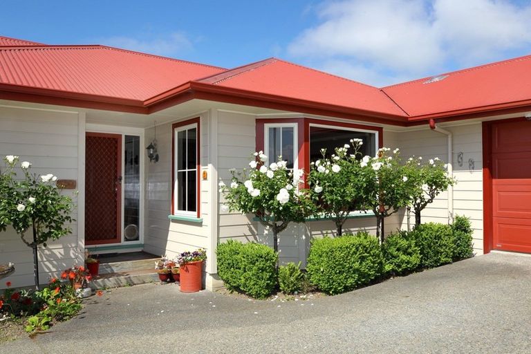 Photo of property in 3 Sebal Place, Havelock North, 4130