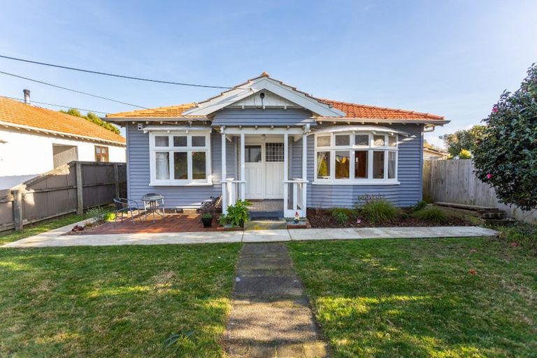 Photo of property in 64 Cumnor Terrace, Woolston, Christchurch, 8023