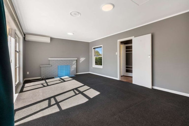 Photo of property in 14 Glenfield Road, Owhata, Rotorua, 3010