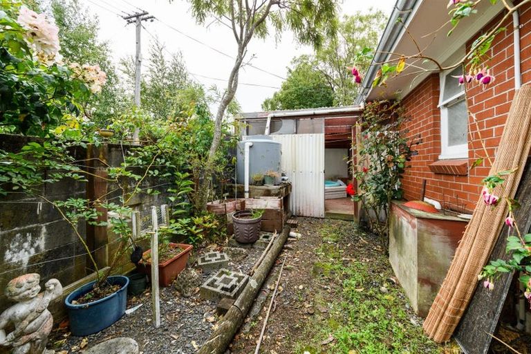 Photo of property in 46a Skerman Street, Marton, 4710