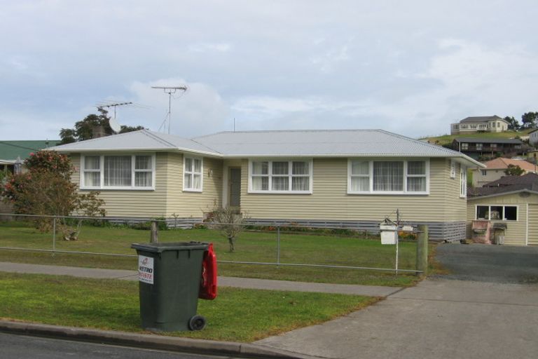 Photo of property in 67 Awaroa Road, Helensville, 0800