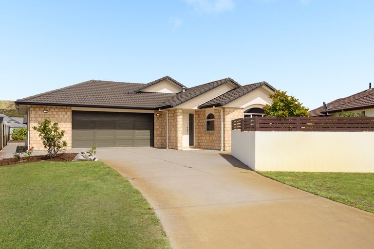Photo of property in 19 Popata Close, Papamoa Beach, Papamoa, 3118