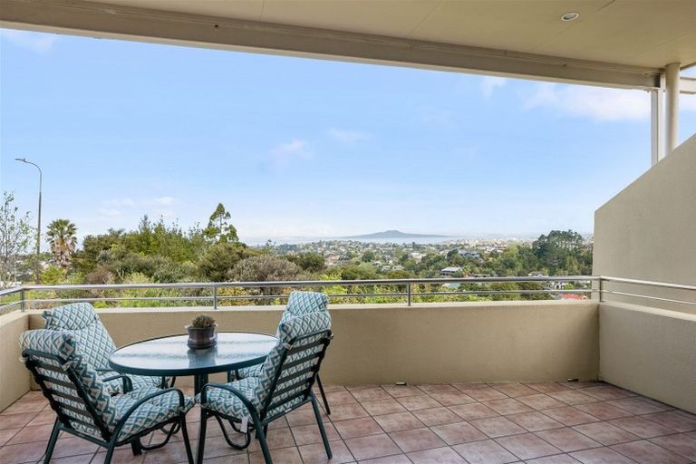 Photo of property in 77 Fitzwilliam Drive, Torbay, Auckland, 0630